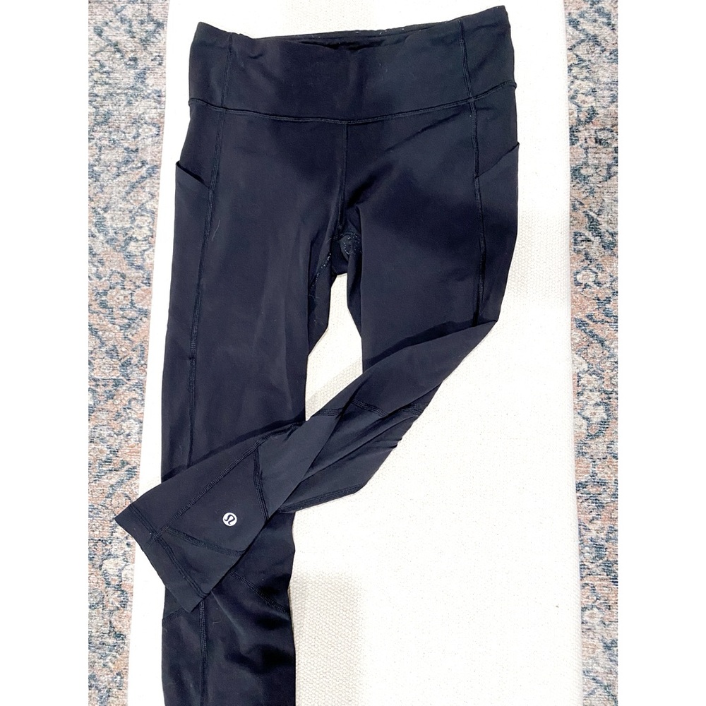 SOLD Lulu crop, size 8